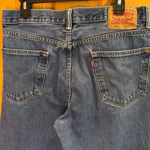 Levi's Men's 550 Relaxed Fit 34 x 34 Jeans - Picture 8 of 16